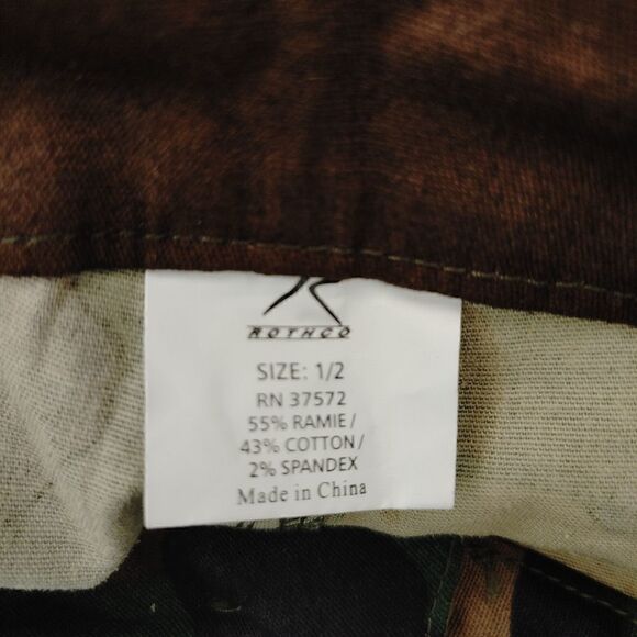 ROTHCO WOMEN'S WOODLAND CAMOUFLAGE CAPRI PANTS. - Picture 8 of 9